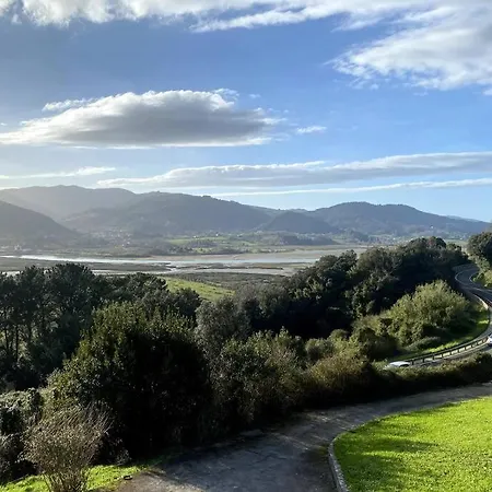 Sumergete En La Paz Del Urdaibai Gautegiz Arteaga