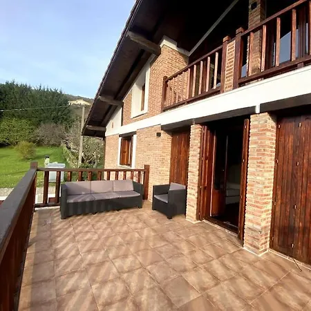Sumergete En La Paz Del Urdaibai Villa